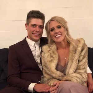 Meet your Posher, Jasmine